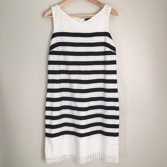 Lands' End Dresses & Skirts - Lands' End | Eyelet Shift Dress